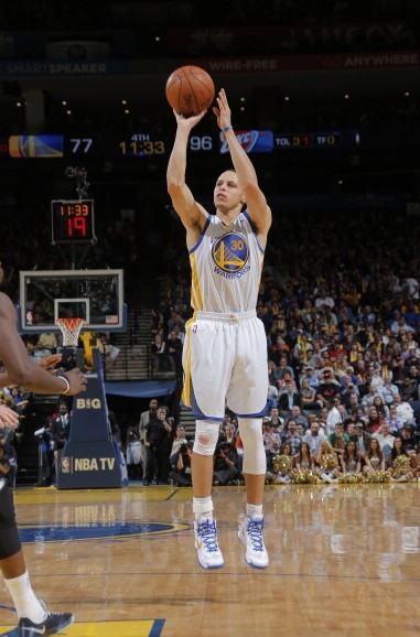 需在边路防 需在边路防